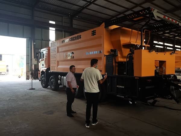 Two slurry sealing vehicles ordered by Iranian customer_1